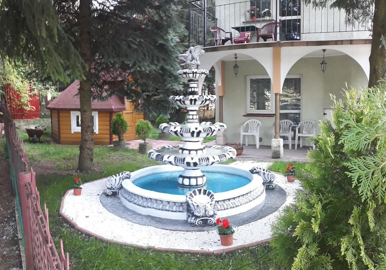 Maxim Pokoje Gościnne Iwonicz-Zdrój Zewnętrze zdjęcie